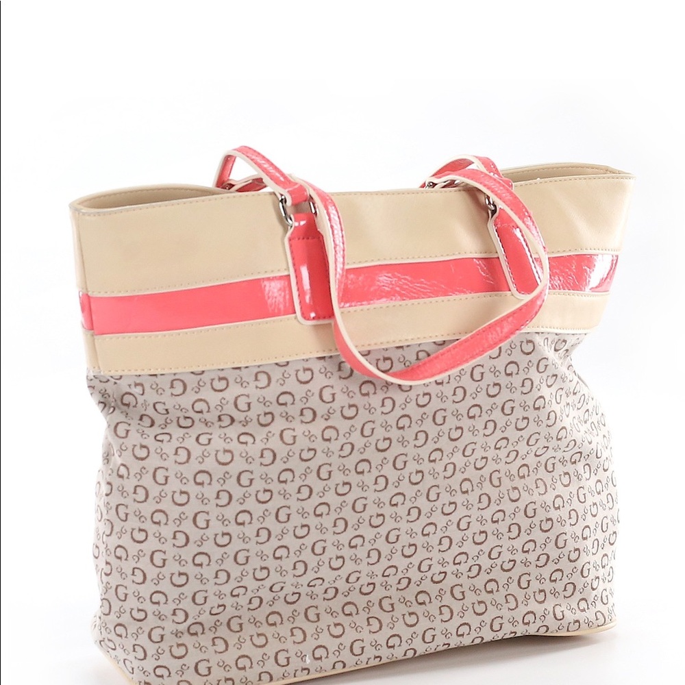 👜2 for $80👜 Guess Tote